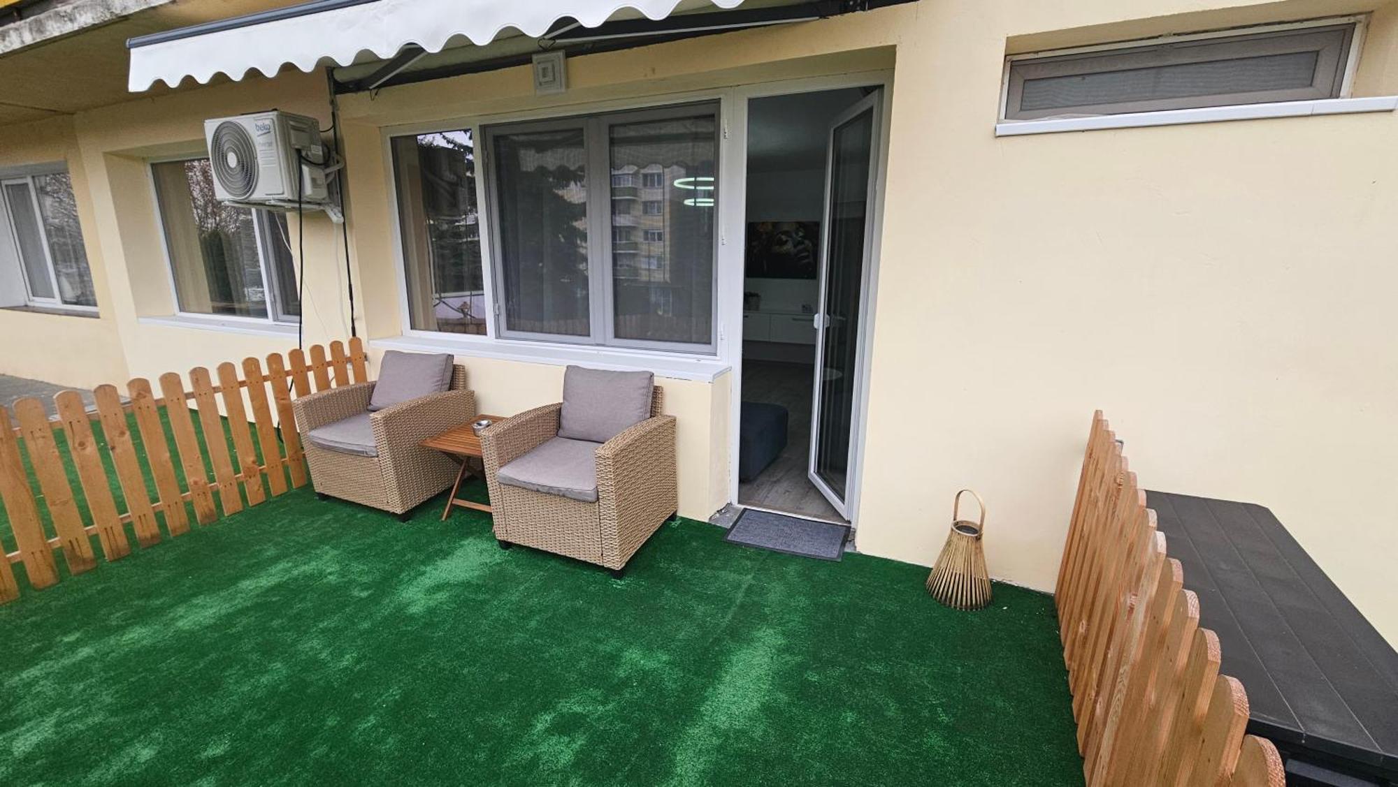 Central View Apartment 데바 외부 사진