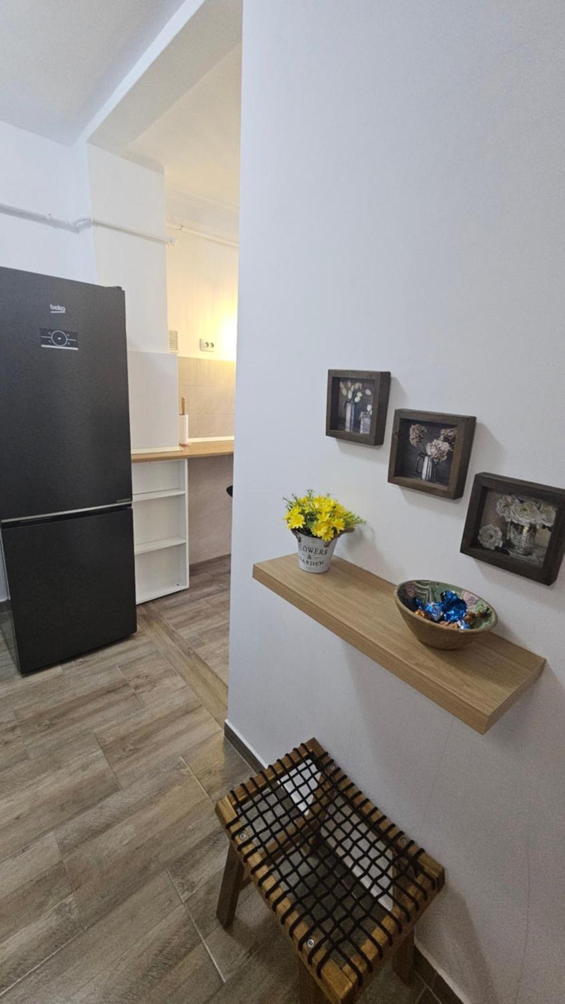 Central View Apartment 데바 외부 사진